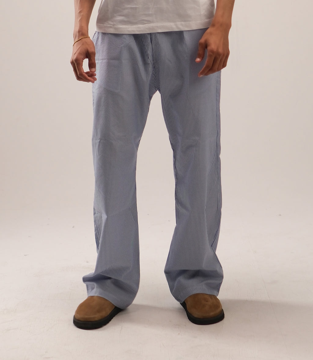 Striped pants in blue