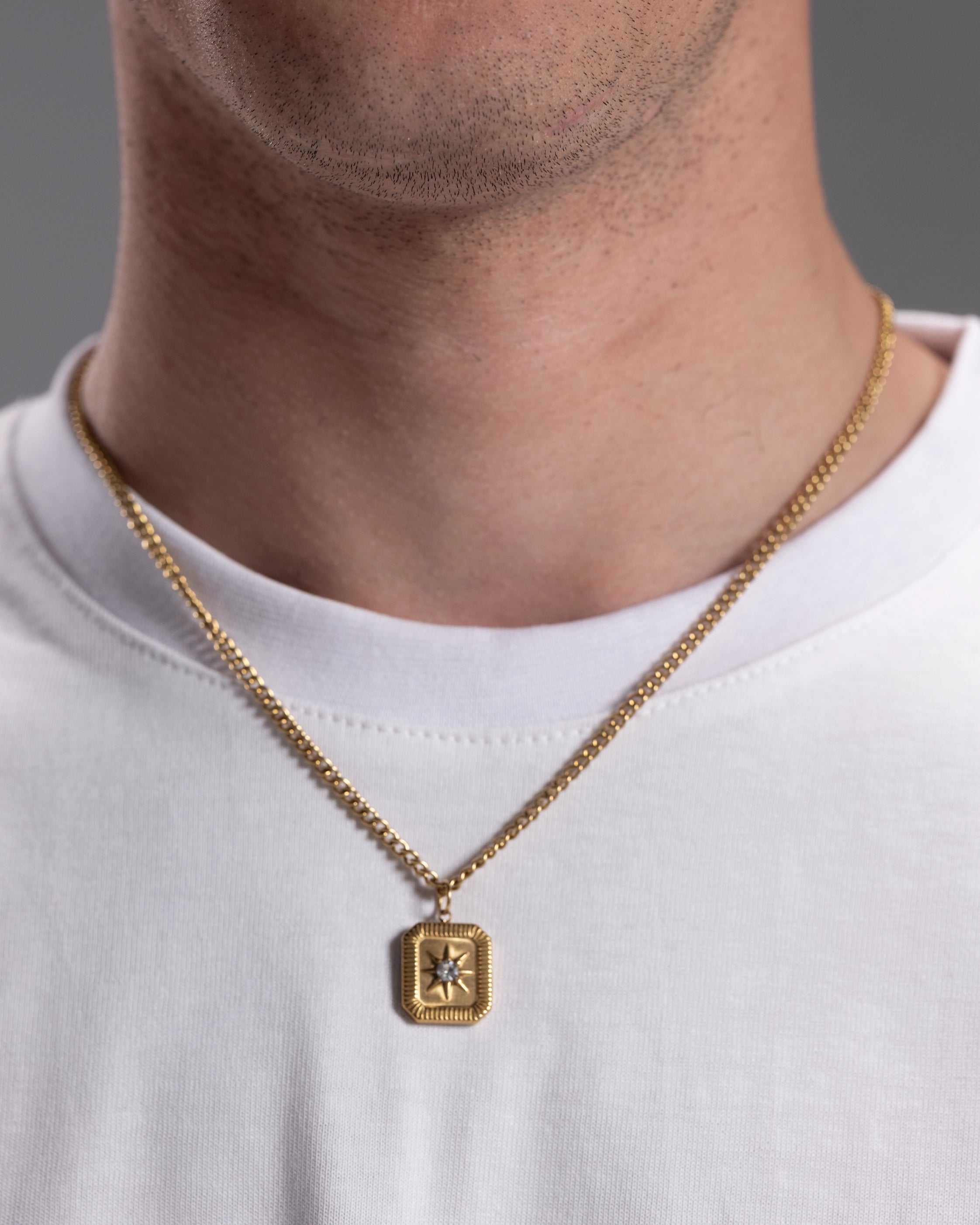 ORO NECKLACE