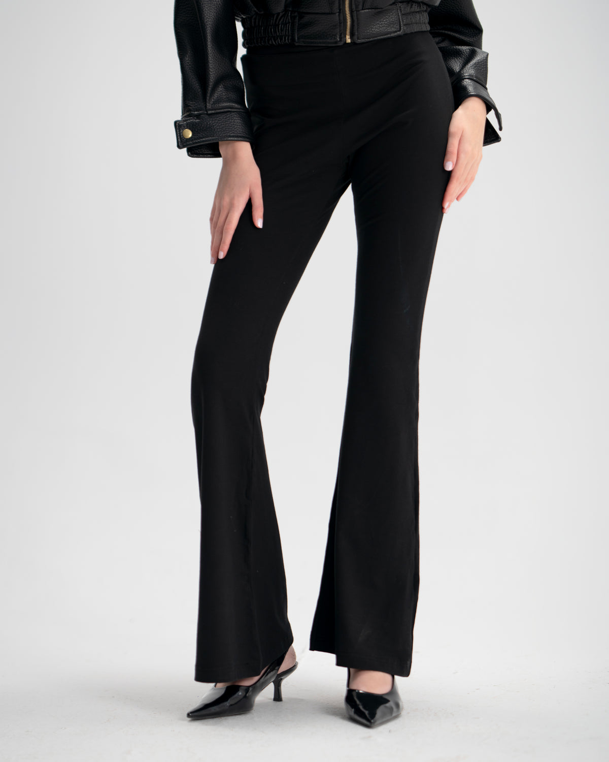 FLARED LEGGINGS PANTS IN BLACK