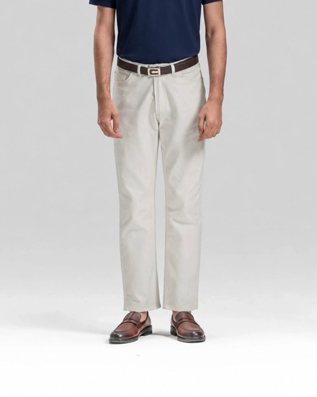 STRAIGHT FIT JEANS