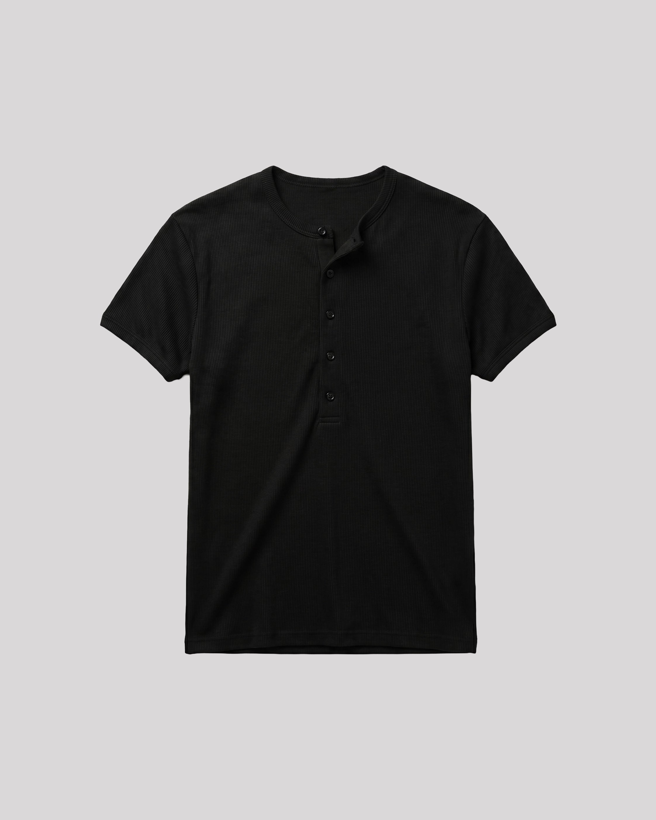 HENELY T-SHIRT IN BLACK