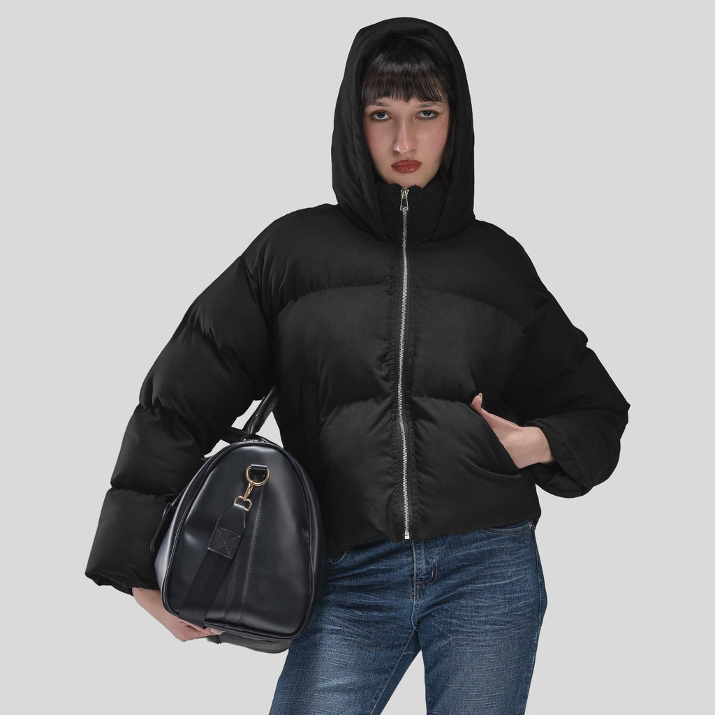 WOMEN PUFFER JACKET IN BLACK