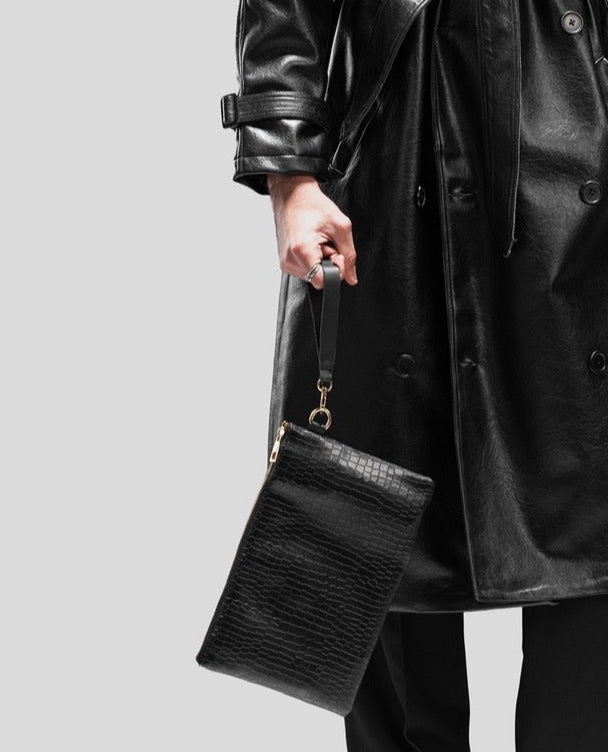 CROCODILE LARGE POUCH IN BLACK