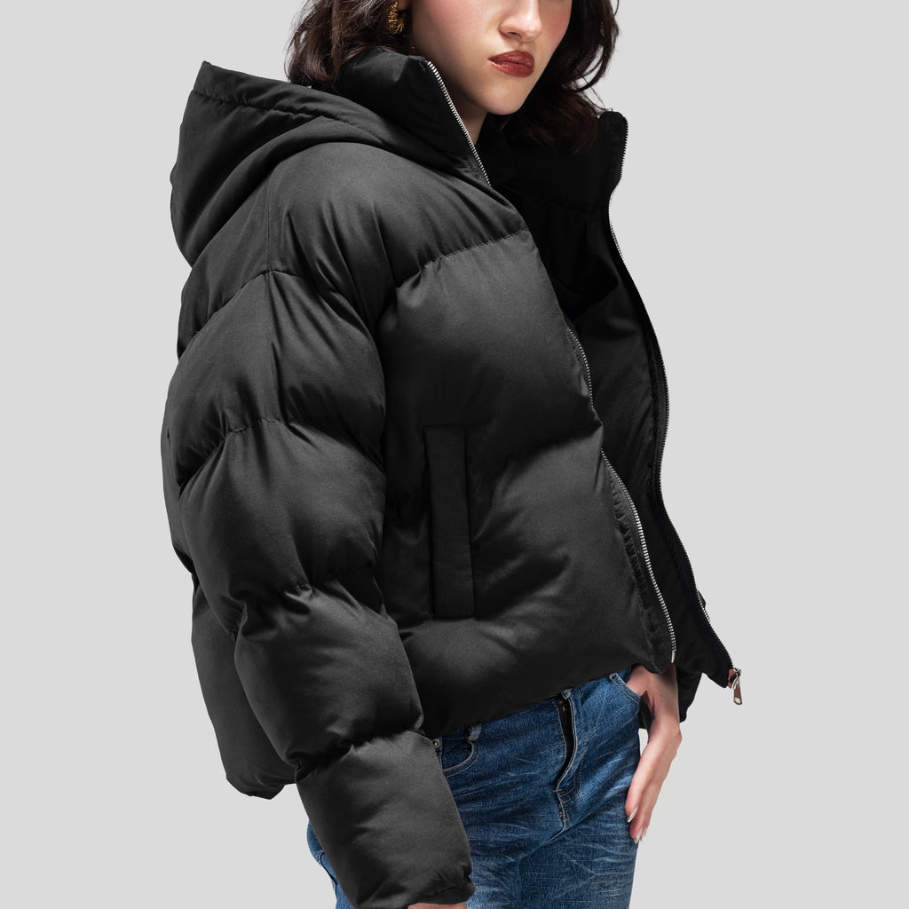 WOMEN PUFFER JACKET IN BLACK