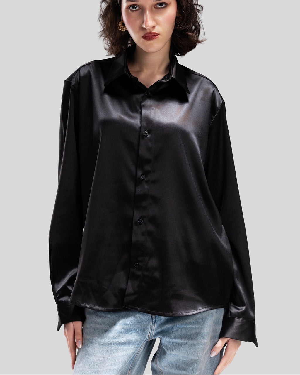 BLACK SHIRT WITH BOW