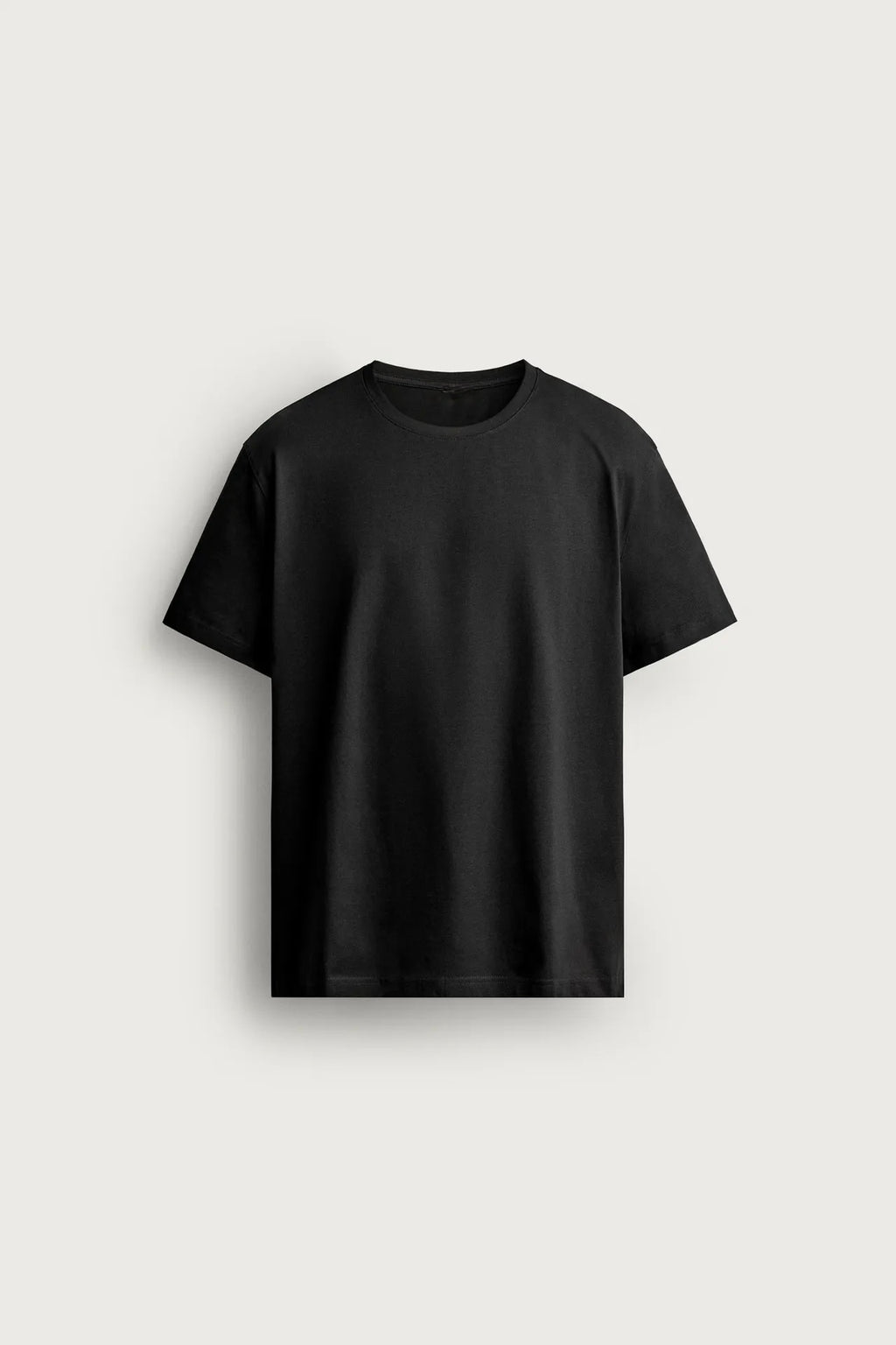 BASIC T-SHIRT IN BLACK