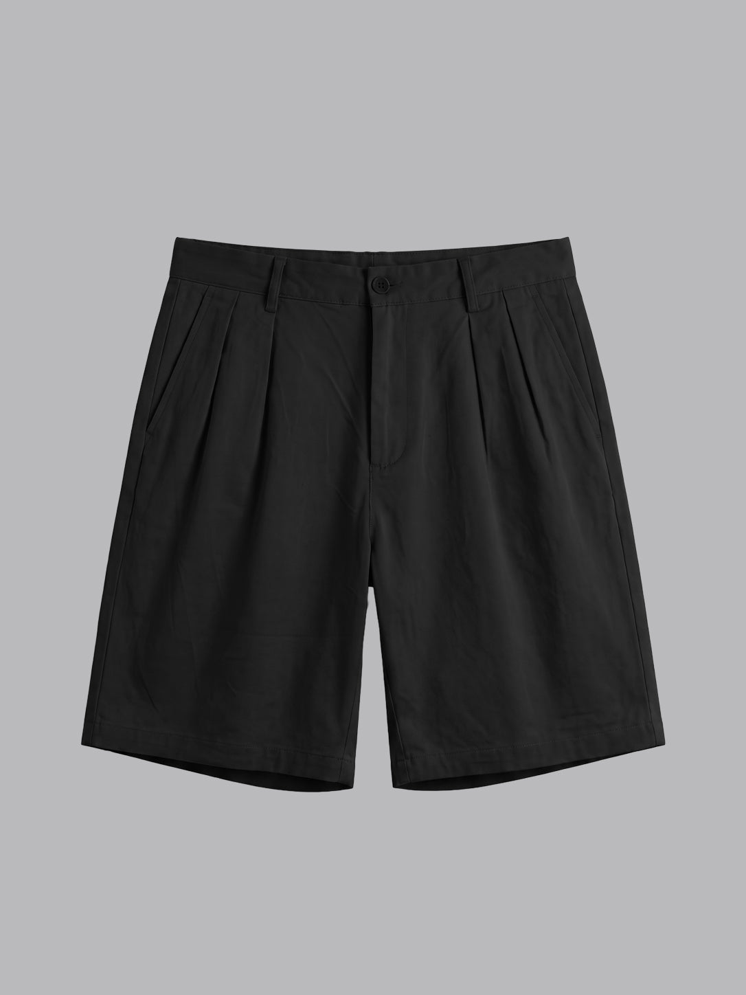 PLEATED REGULAR FIT GABARDINE SHORTS IN BLACK