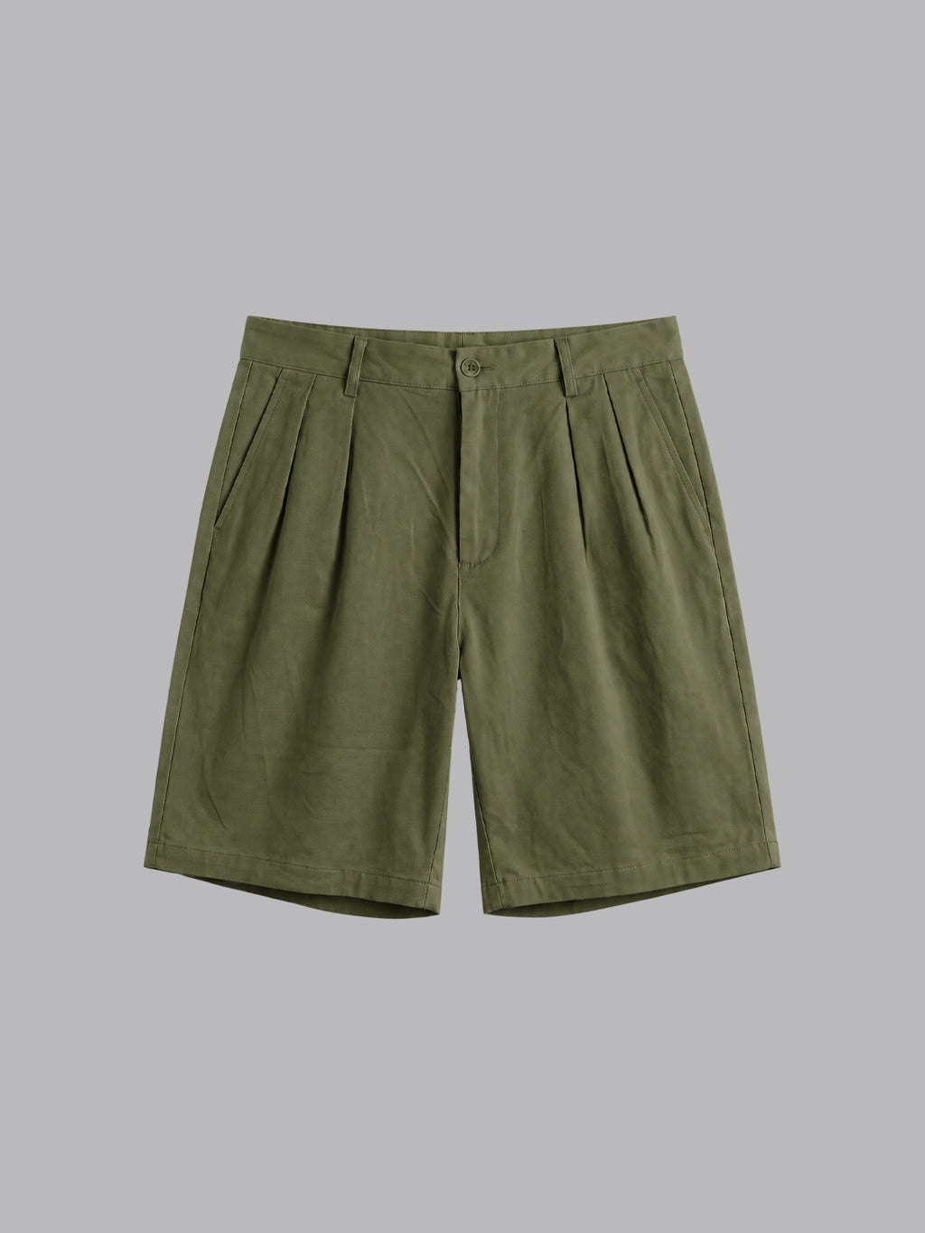 PLEATED REGULAR FIT GABARDINE SHORTS IN OLIVE